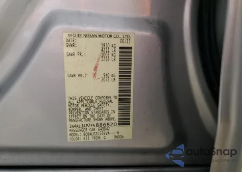 2015 Nissan Altima 2.5 z USA, uszkodzony, nr VIN 1N4AL3AP2FN886820